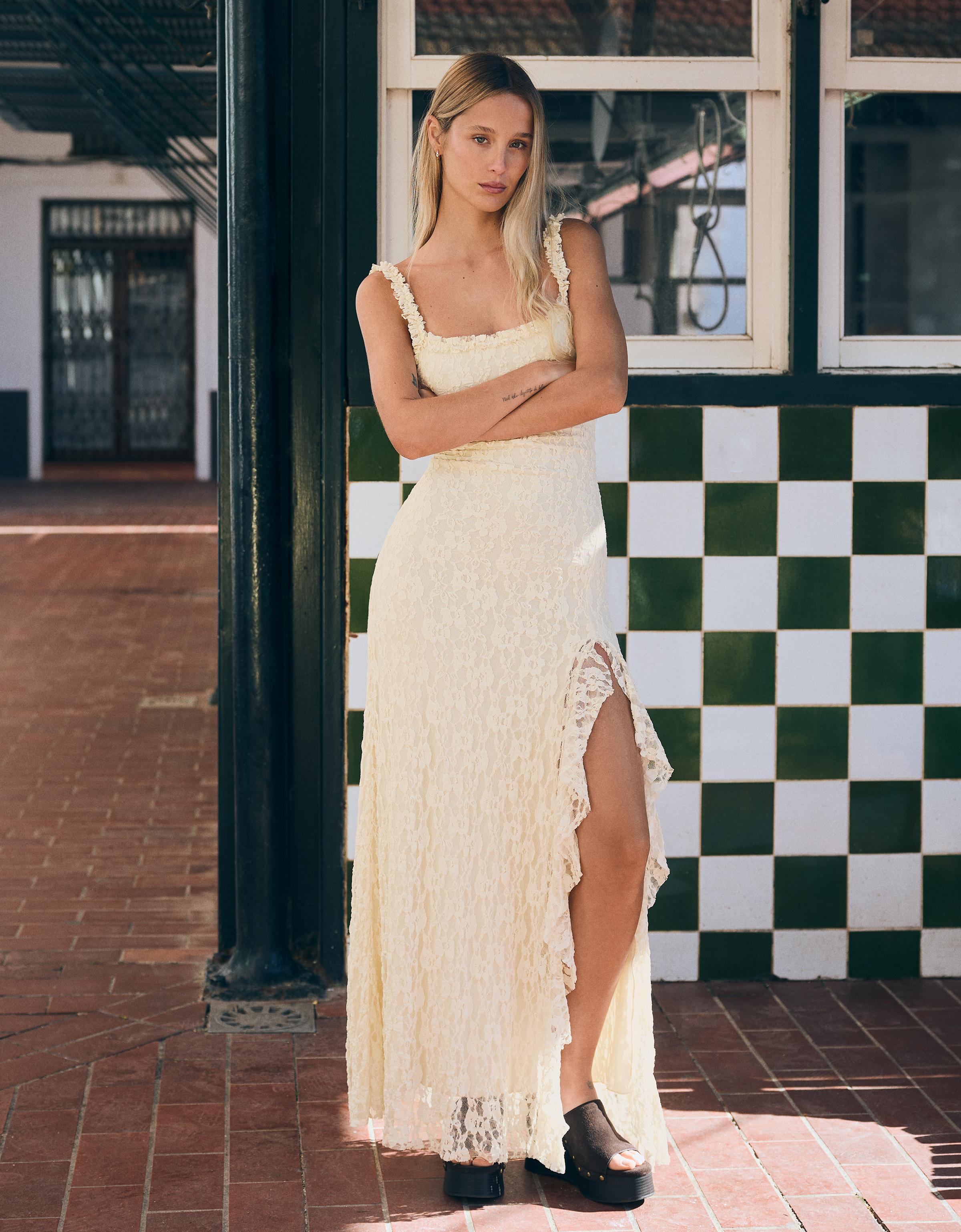 Isla Lace Maxi Dress