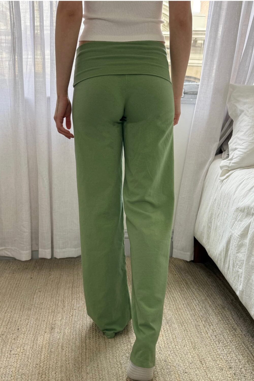 Mia Relaxed Wide-Leg Trousers