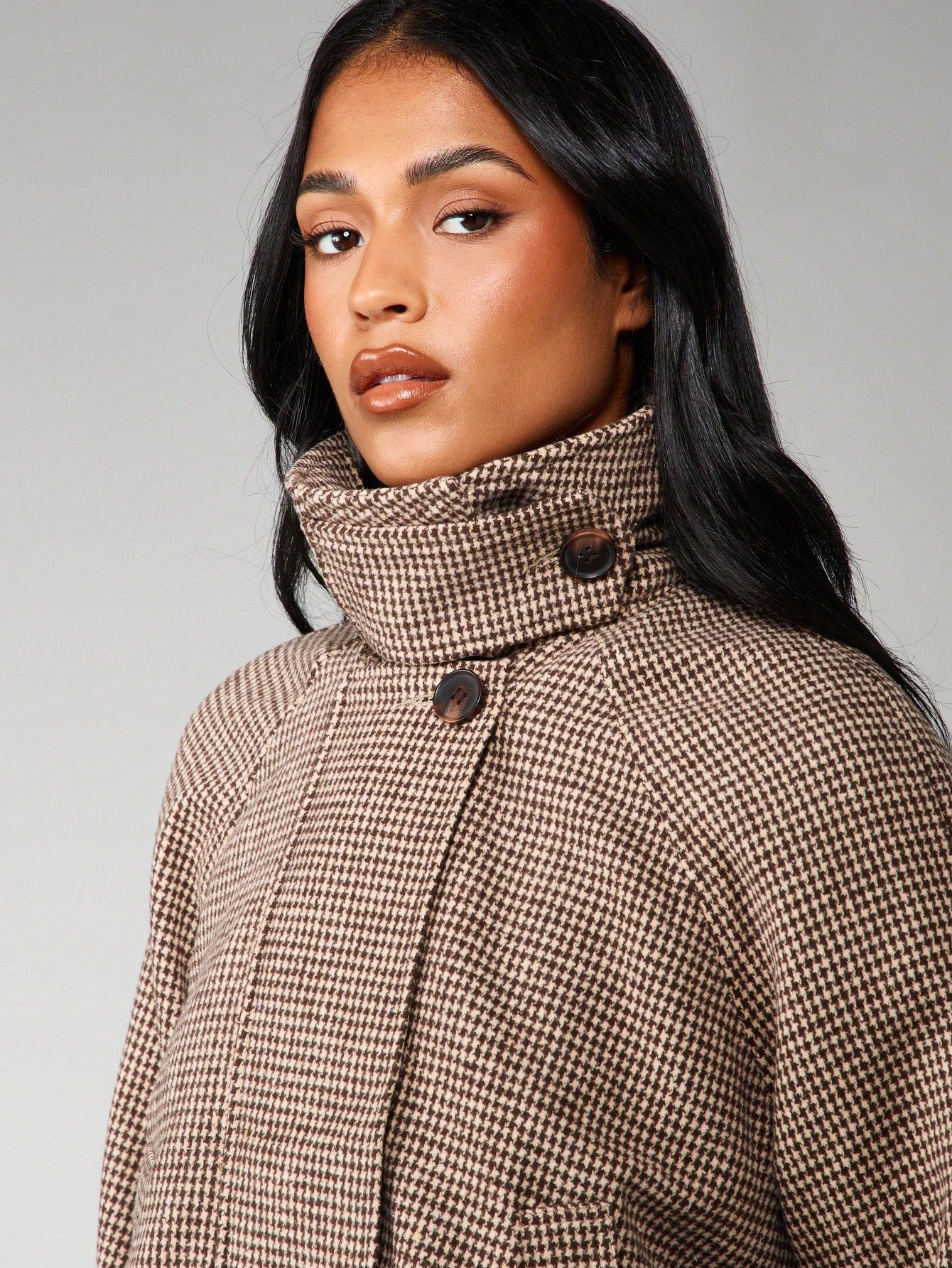 ELARA STRUCTURED JACKET
