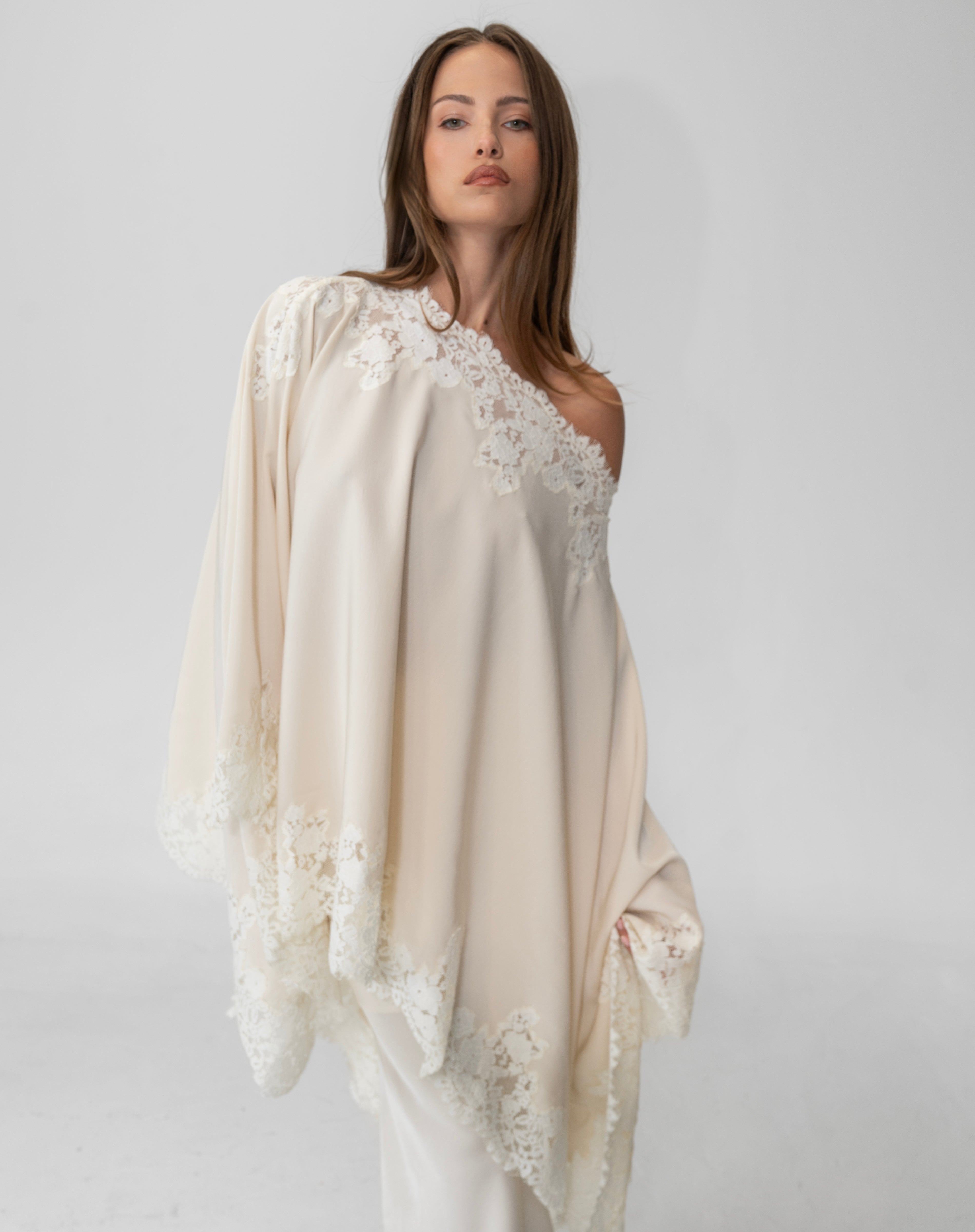 Elsie Lace Cape Top Ivory